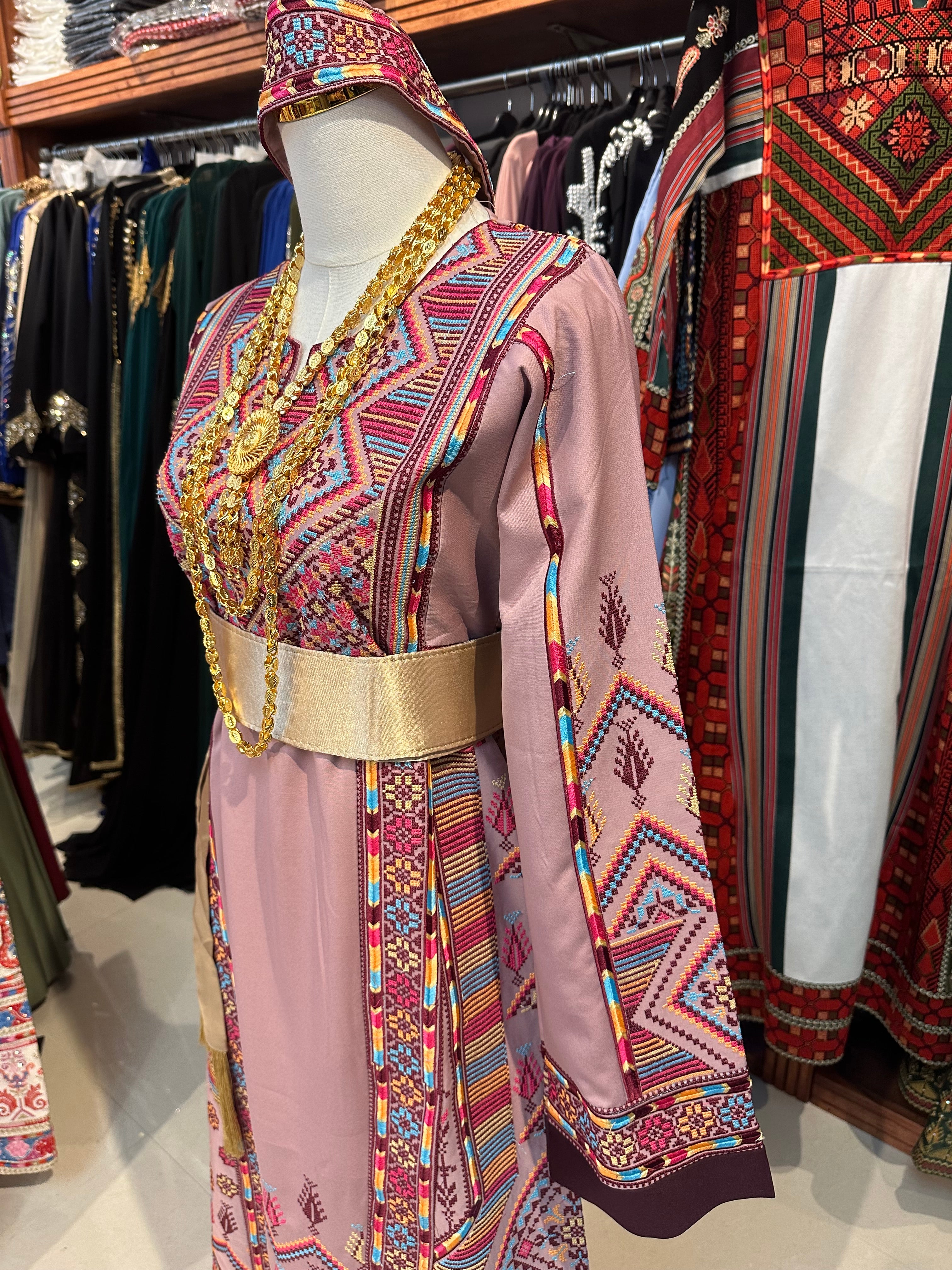 Elegant Pink Thobe
